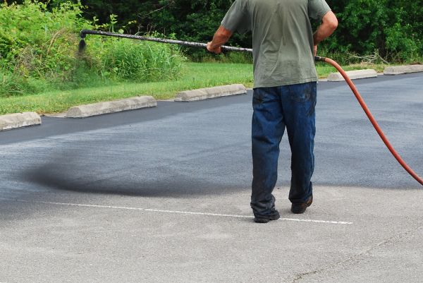 Lot Sealcoating in Middletown