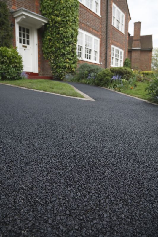 Blacktop Driveway Sealing